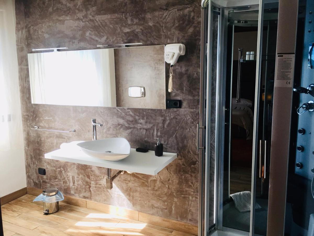 B2In Suite & Office Capriate San Gervasio Eksteriør billede