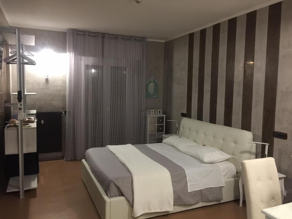 B2In Suite & Office Capriate San Gervasio Eksteriør billede
