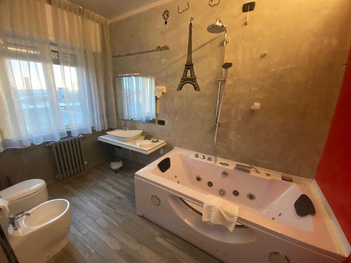 B2In Suite & Office Capriate San Gervasio Eksteriør billede