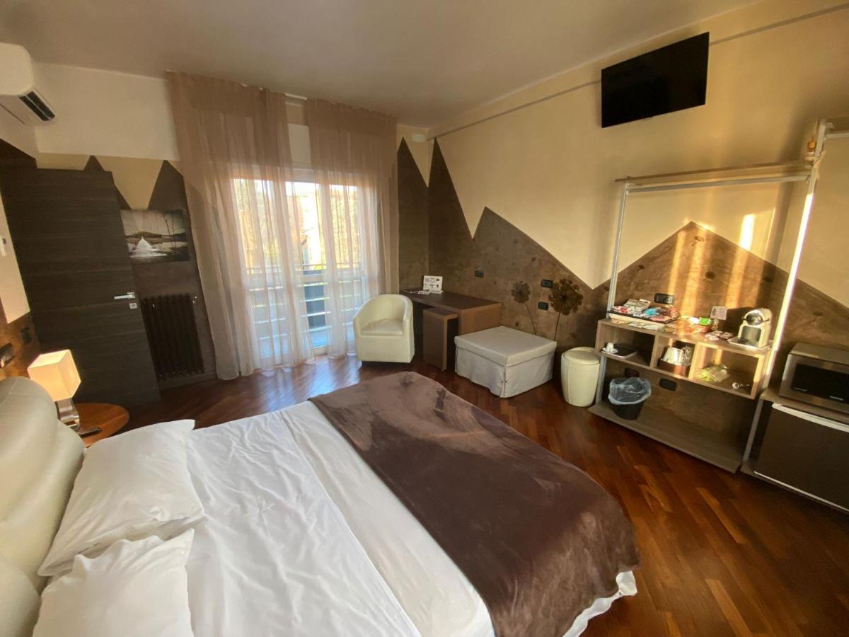 B2In Suite & Office Capriate San Gervasio Eksteriør billede