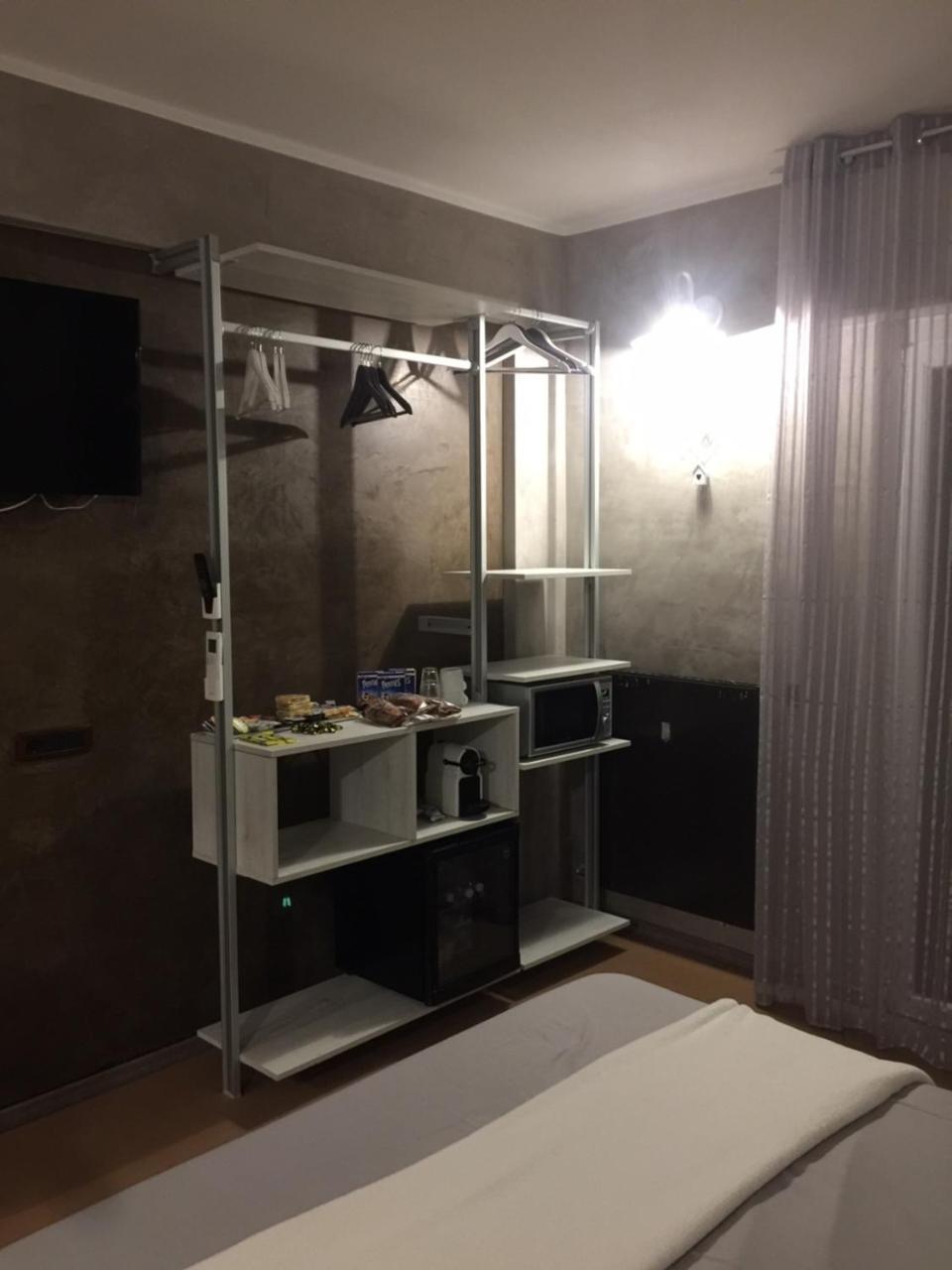 B2In Suite & Office Capriate San Gervasio Eksteriør billede